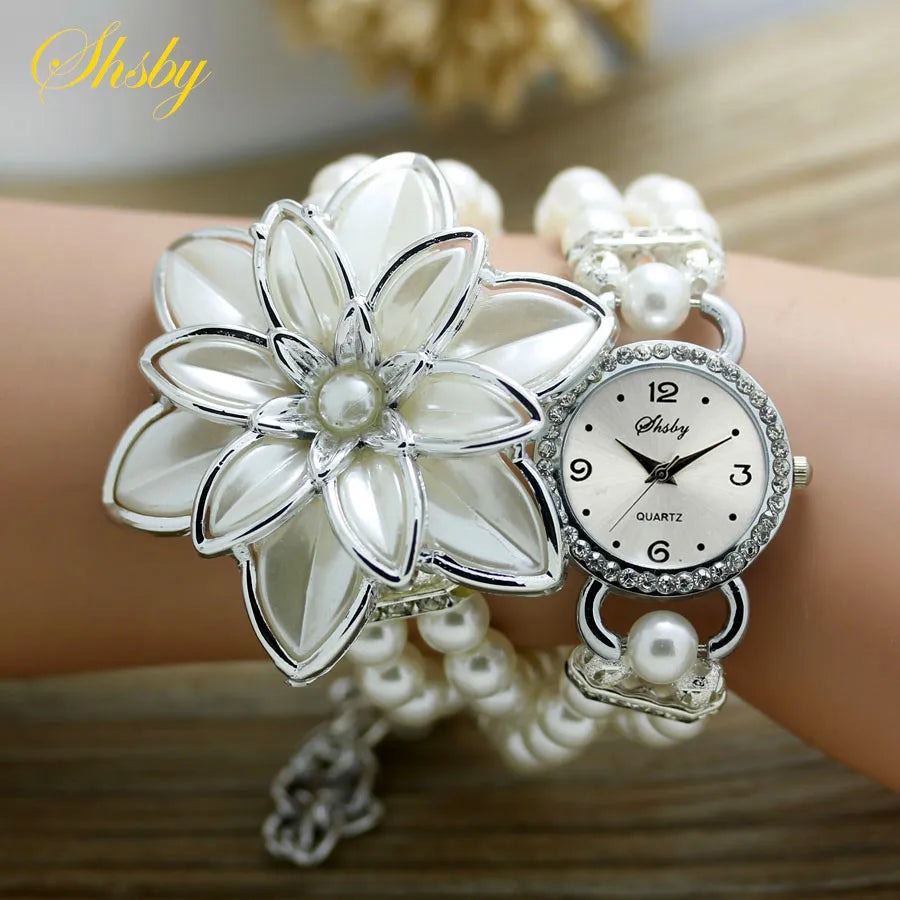 Fashion Rhinestone Ladies Pearl Strap Petals Flower Bracelet Quartz Watch